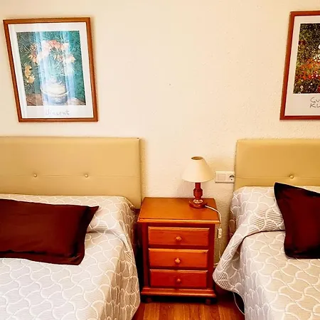 Almazan Guest House 아파트 *