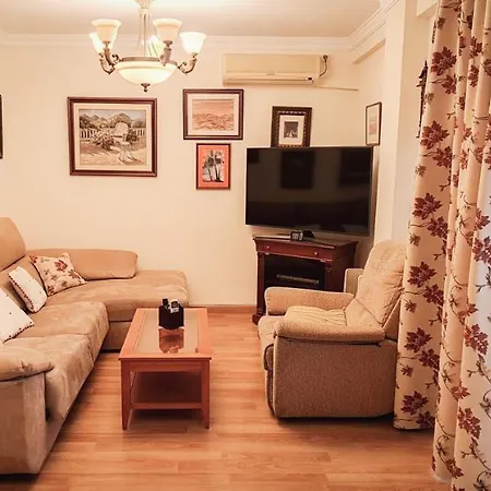 아파트 Almazan Guest House *